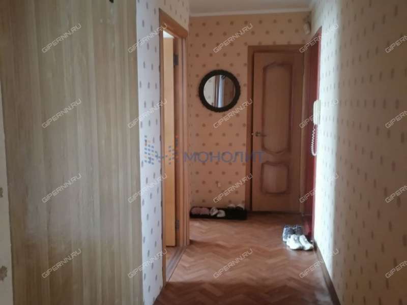 трёхкомнатная квартира на улице Краснодонцев дом 19А