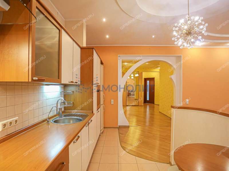 трёхкомнатная квартира в Обозном переулке дом 2