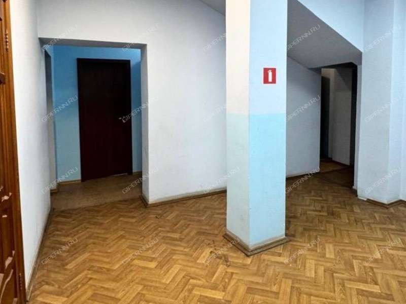 помещение под помещение свободного назначения, офис на улице Академика Блохиной