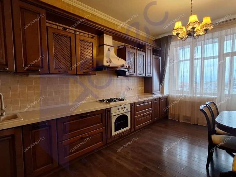 трёхкомнатная квартира на Грузинской улице дом 37А