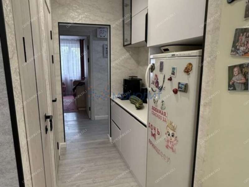 трёхкомнатная квартира на улице Коминтерна дом 16