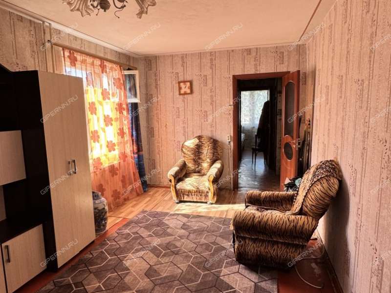 трёхкомнатная квартира на улице Маршала Жукова дом 10