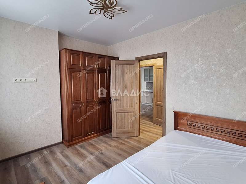 двухкомнатная квартира на улице Родионова дом 202/1