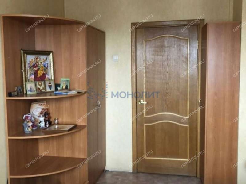 трёхкомнатная квартира на улице Строкина дом 8