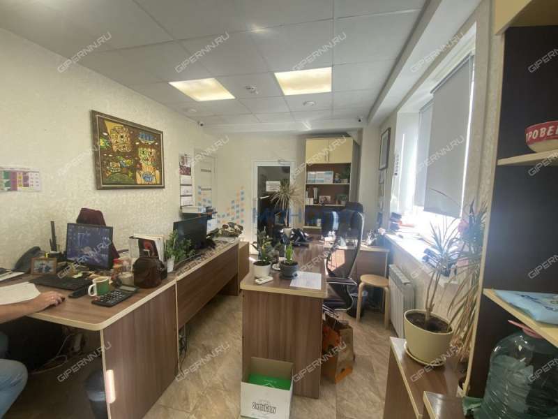 имущественный комплекс под офис, торговую площадь на улице Чаадаева