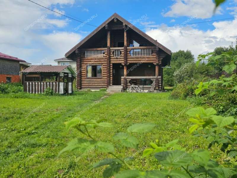 дом на деревня Ройка