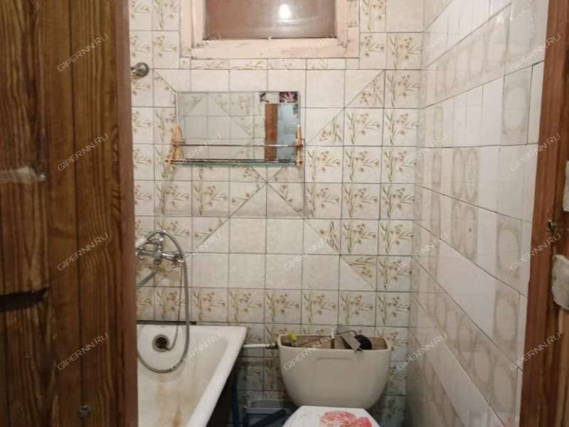 двухкомнатная квартира на улице Минеева дом 15