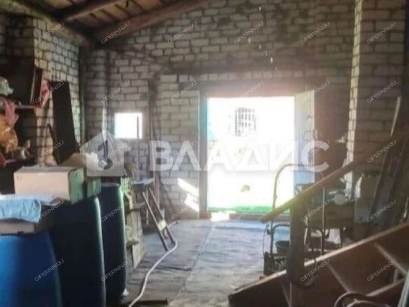 дом на улице Труда село Вазьянка