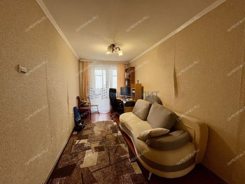 3-komnatnaya-ul-tropinina-d-4 фото