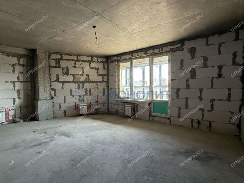 трёхкомнатная квартира на Полтавской улице дом 15