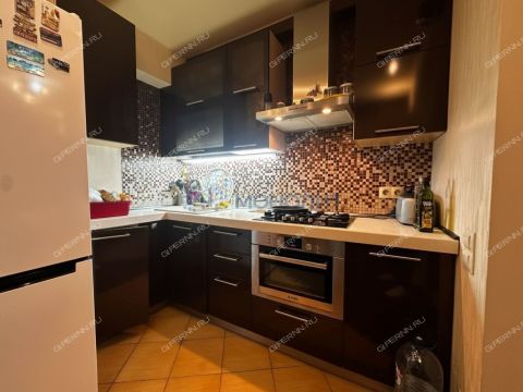 3-komnatnaya-ul-admirala-makarova-d-7-k1 фото