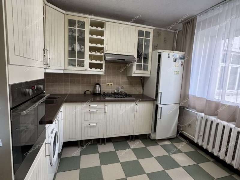 трёхкомнатная квартира на улице Веденяпина дом 1А