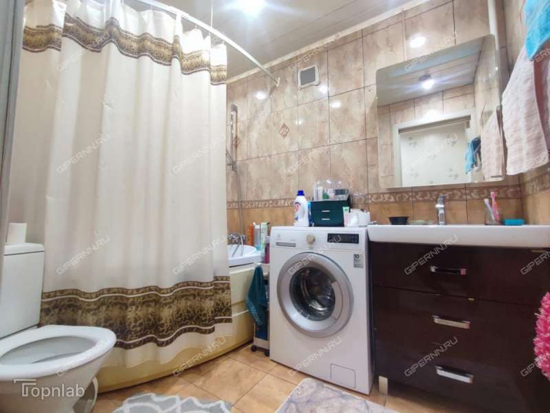 трёхкомнатная квартира на улице Жуковского дом 4 город Кстово