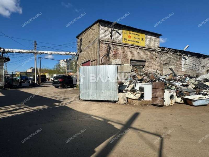 здание под офис, торговую площадь на улице Маршала Воронова