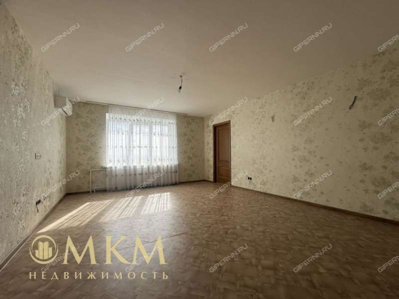 пятикомнатная квартира на улице Плотникова дом 4