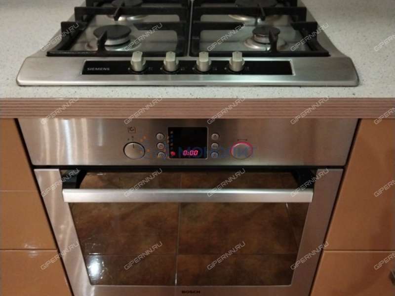 четырёхкомнатная квартира на улице 40 лет Октября дом 5б