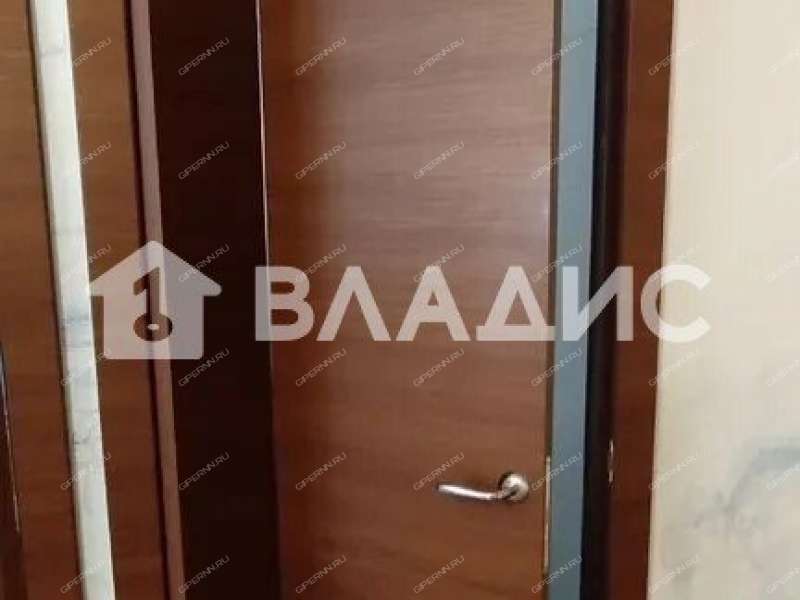 трёхкомнатная квартира на улице Адмирала Васюнина дом 12 к3