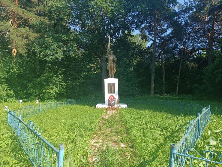 Мемориал воинам, погибшим в годы Великой Отечественной войны. Фото: Валерия Ложкина / gipernn.ru