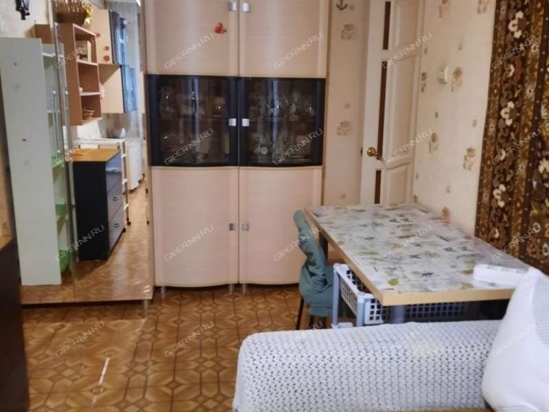 комната в доме 2 на улице Героя Советского Союза Усилова