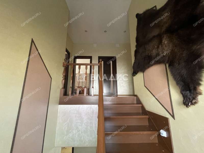 дом на улице 6-я Бор