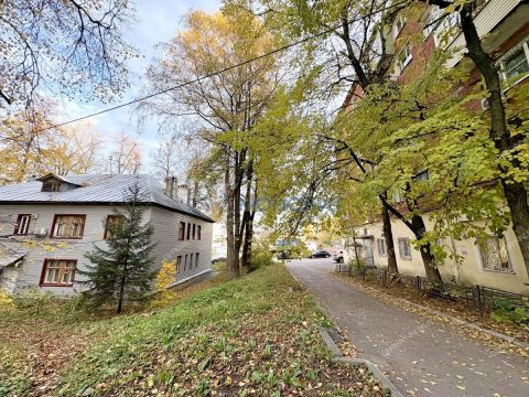 1-komnatnaya-ul-petrovskogo-d-23 фото