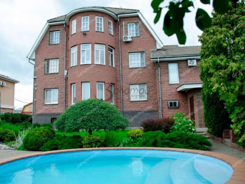 коттедж на улице Метро