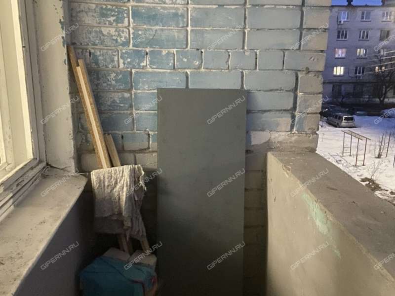 комната в доме 42 на улице Бурденко