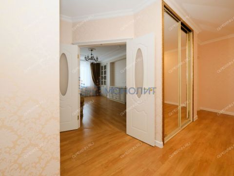 3-komnatnaya-ul-rodionova-d-195-k2 фото