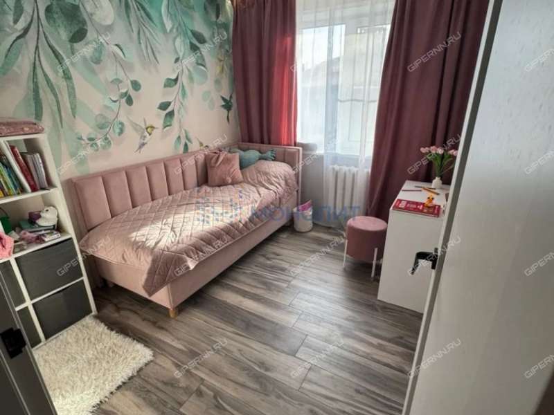 трёхкомнатная квартира на улице Маршала Воронова дом 6