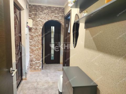 2-komnatnaya-ul-germana-lopatina-d-14 фото