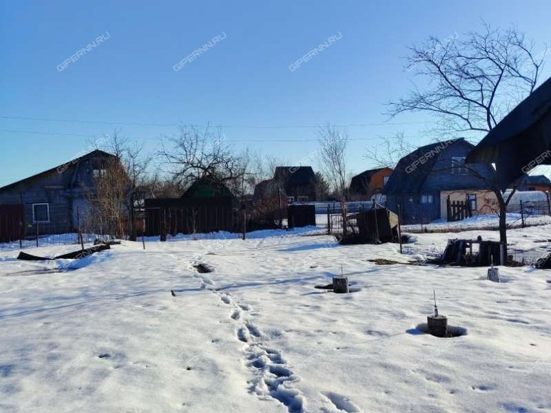 земельный участок 5,6 сотки Комсомольская улица