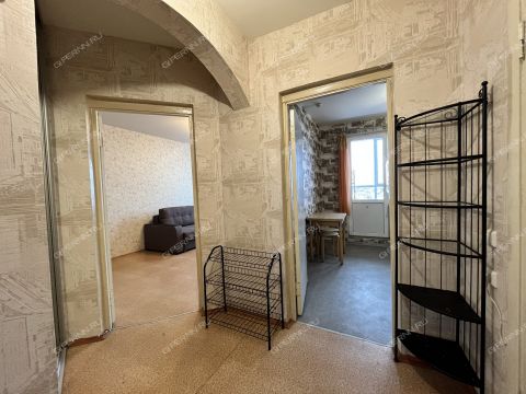 1-komnatnaya-ul-verhnepecherskaya-d-15-k1 фото