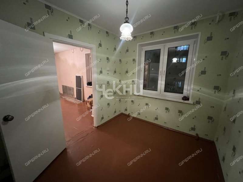 трёхкомнатная квартира на улице Дружаева дом 5