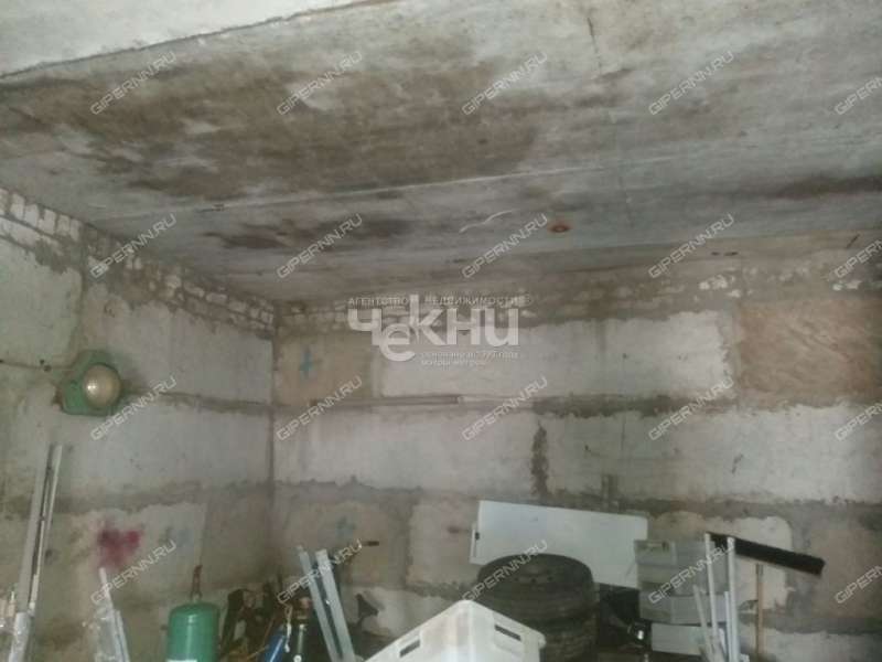 гараж на проспекте Октября