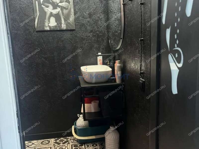 трёхкомнатная квартира на улице Коминтерна дом 139