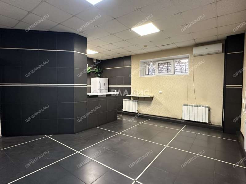 здание под офис, торговую площадь на улице Новые Пески