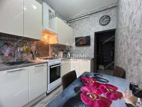 2-komnatnaya-ul-strazh-revolyucii-d-32 фото